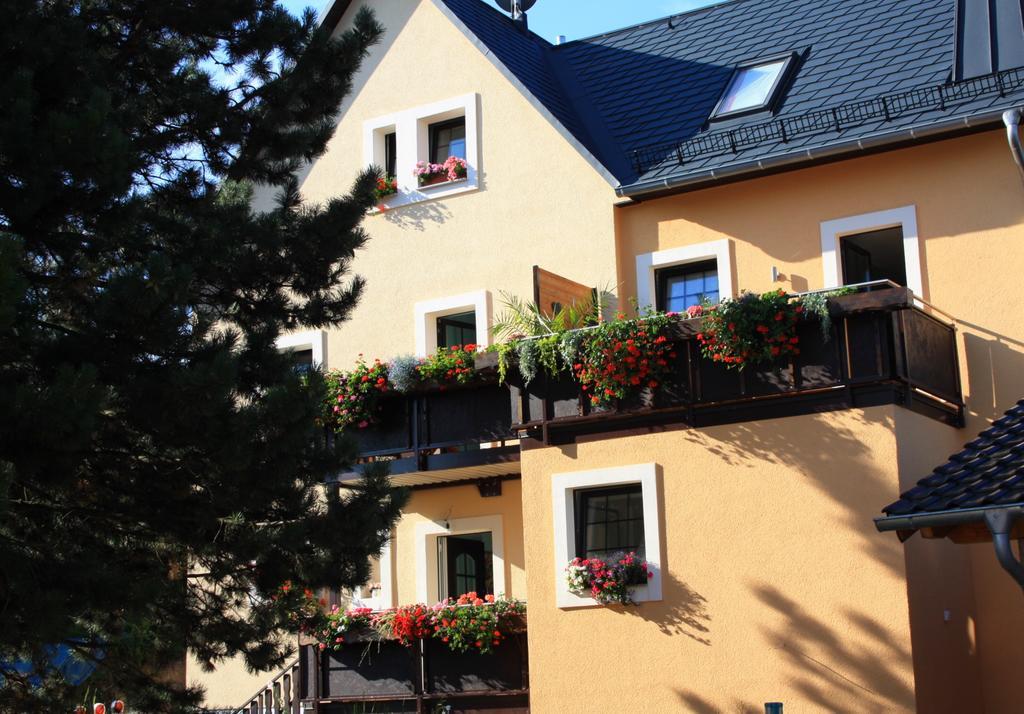 Romantik Landhaus ドレスデン エクステリア 写真