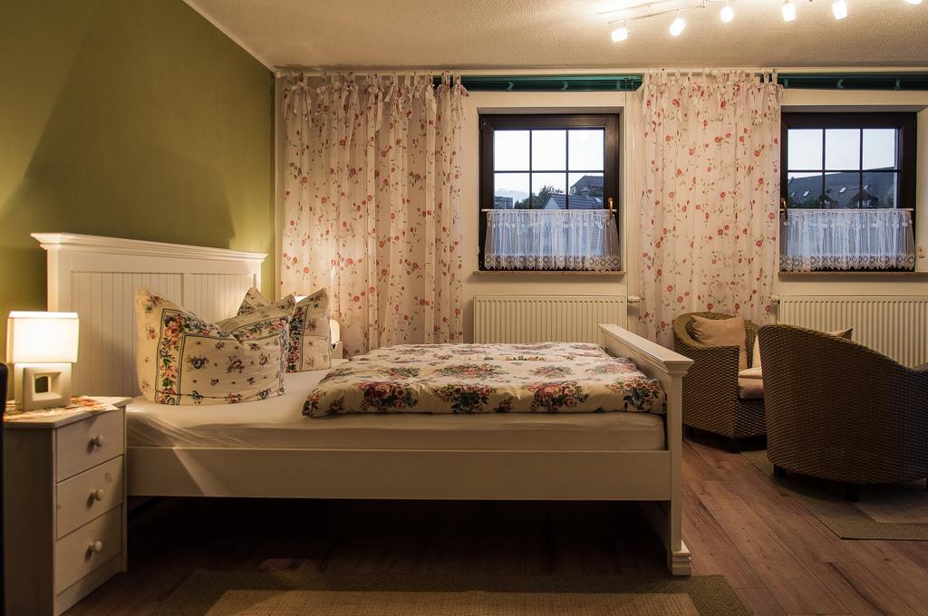 Romantik Landhaus ドレスデン エクステリア 写真